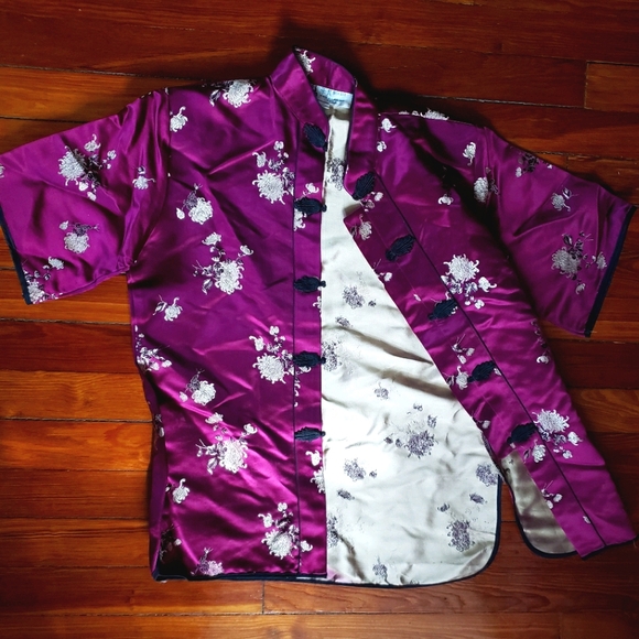 Traditional Silk Chinese Shirt - Picture 3 of 5